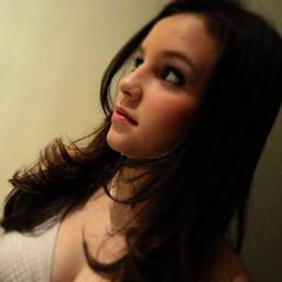 Brazilian 
Fifteen
Instagram: flavianogueira_
Follow me?