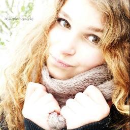 follow me and i follow back!