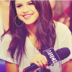 Fc done day 13/02/12. carrying fans of Selena follow our twitter @selena_ssz .. we love you diwa, official fan club @selenagomez!