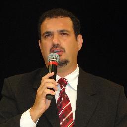 Cristão e Vereador no 2° mandato, luto por uma São Carlos melhor para todos, agora estou como Secretário Municipal de Planejamento e Gestão de São Carlos.