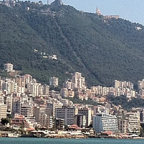 لبنان اولاً و اخيراً