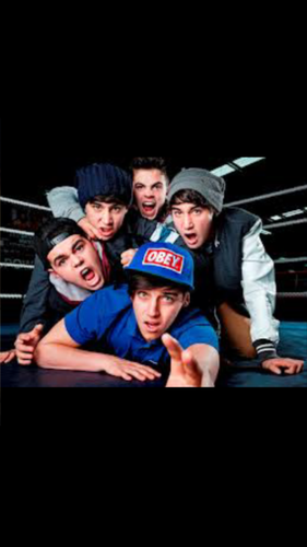 omgg how can you not love the janoskians?!?!?!? funny and hot ;):) I love them all ...follow me I follow back x