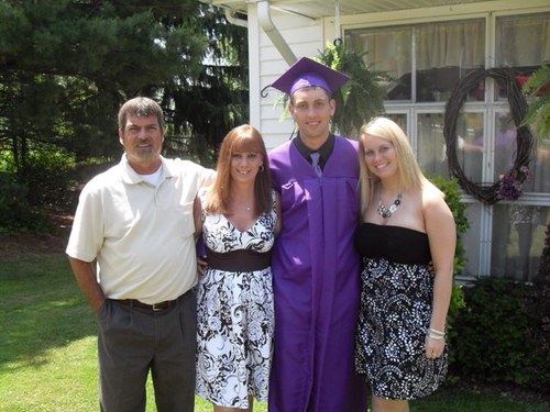 lori_roach12's profile picture. 