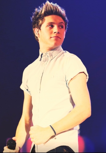 Directioner, love money you musnt be afraid to dream a little bigger