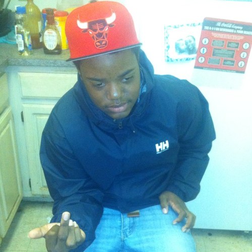 just a young nigga dats trynna chase his dream trynna be a famous rapper