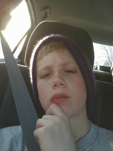 I love chillin yolo im a skater for life skate or die  you follow me I yollow u