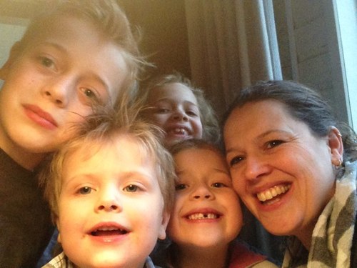 liesbethvermeer's profile picture. Liefde voor God, lief, 4kids, Ware Leven, muziek, lezen, familie, gezelligheid, schepping, bezig zijn. http://t.co/P0TUz2FT9q & http://t.co/3HeUKXXG4Q