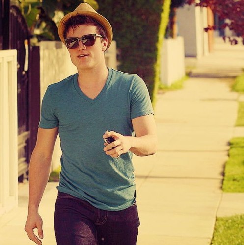 hesaid_YOLO's profile picture. Hello everyone! I'm #Tribute & #Hutcher the person that make me crazy...JOSH HUTCHERSON I LOLOLOLOVE HIM! Just be you... †