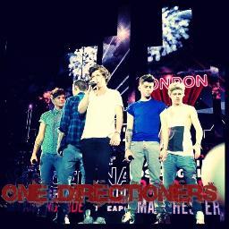 Fotos/Hechos/FanFicts/Noticias Todo sobre One Direction... Porque los amamos igual que tu síguenos :) 
Admis @Natykid @Marilip3 @AngieCFV