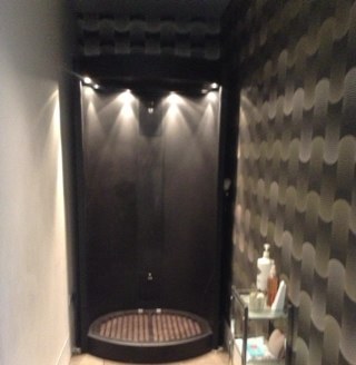 Jamesreadstudio's profile picture. Bespoke self-tanning and treatments from the UK's most fashion-forward tanning expert.
Call 0845 6060 342 for appointments, Liverpool.