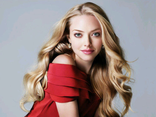 amanda seyfried, jennifer lawrence, anne hathaway ☺ #FanClub #hungergames #letterstojuliet #hairspray #thesoundofmusic my favorites movies♥