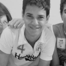 Sem pressa. Sem virgulas. Sem ponto final. Sem brigas. Sem separação. Sem magoas. Sem dor. Somente amor, por favor.