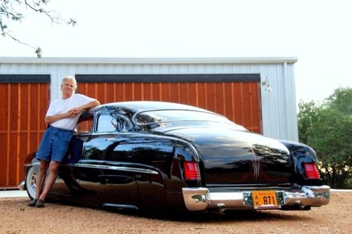 AdsleyTa's profile picture. 