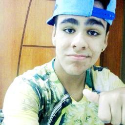 13anos,Gêmeos,Palmeirense,bobo,chato,irônico,riisonho eê S.O.J.A (88* | Facebook : https://t.co/LTYMO1va 
Faça - me uma pergunta ? http://t.co/LWSoSjbe