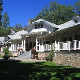 World class fly-fishing in the inter mountain region of Northern California. Extraordinary lodge and fabulous dining at this all-inclusive resort.