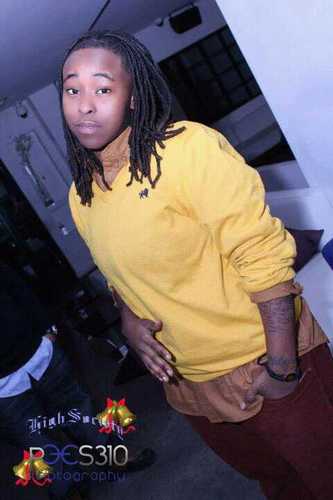 DatBoiDread_KB's profile picture. Money tree's are the perfect place for shade.. & thats juss how I feel..