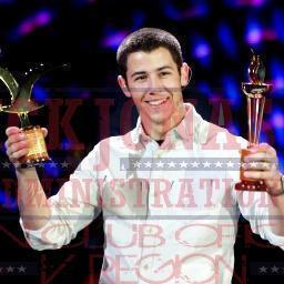 Bienvenida/o al FAN CLUB OFICAL DE NICK JONAS & THE ADMINISTRATION CHILE V REGIÓN, NJ&TA CHILE: PAGINA WEB:http://t.co/uVPOswb1HC