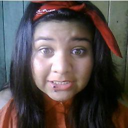 Hello Soy BILIEBERS (y) Adoro A justin soy de chile y anelo el dia en que pueda conocer a justin Y soy Fans de 1D Son muy talentosos y chistosos Chao *-*