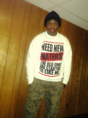 I Hoop All Day Every Day. All My Bro's Call Me Woody So You Might As Well Too. Follow Me and Watch I Follow Back. Im #TeamJesus, and #TeamSophmore