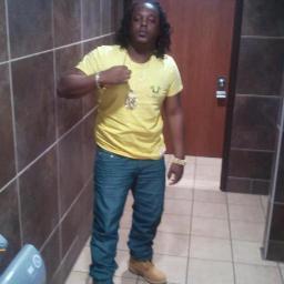 lae jones um jus living dat life no worries um good