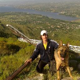 MauroPoche's profile picture. El miedo a la libertad es el miedo a asumir responsabilidades. 
Somos lo que hacemos cuando nadie nos ve.