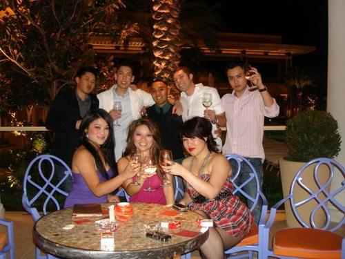 hetsai's profile picture. 