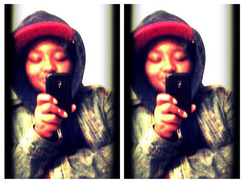 18 im gay af #TeamLesbian #TeamMakeItNasty #NorthPhilly215 #ClassOf2013 Brown skin&liqht skin qirlz i qot aThinq for ricanz tho:)