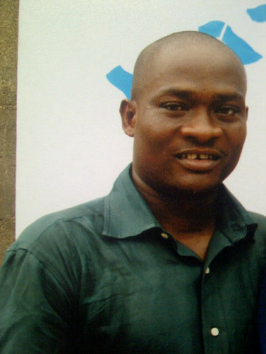 Am Average Height,Pin:2BA5E4E5.08085377427frm:Anambra State.Christian,Kind,Cool,Lovable Man;Jovial,Humoros & Sexy;BA ENG.,a Writer n Poet.Hate Disrespect