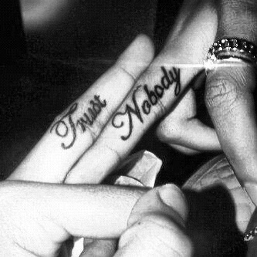 ¤ float like a butterfly, sting like a bee ¤