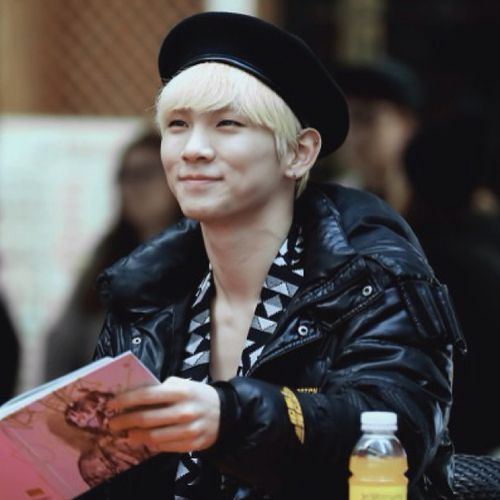 ผมคีย์แห่งชายนี่ ฟอลมาคุยกันได้นะ #IAMFAM      ☆★ @minh0sn_iam @JONGHYUNSN_IAM @LEETAEMSN_IAM @JINKISN_IAM ☂ @IAMbOT_fAM 

[120410] {#justbot}