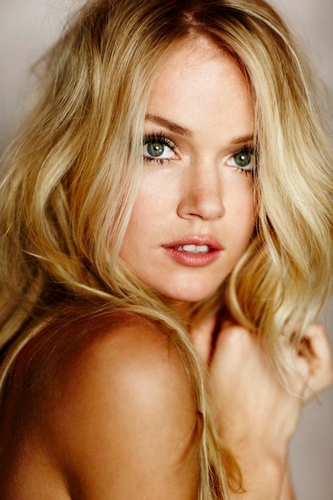 Eva_tramell24 Profile Picture