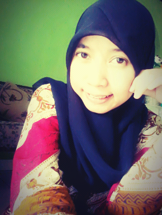 Annyeong,,Danu Trisni Bimantari a.k.a Lee Ki Eun, biasnya Lee Dong Hae ^^