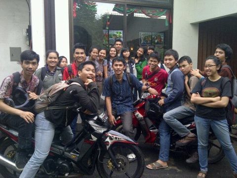 Official Twitter Account of Mahasiswa Kristen PNJ 2012