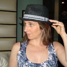 luzcieri's profile picture. 