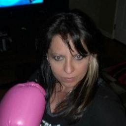 Artist delevopenent at @StoneMusicMgmt & personal trainer for @TylerMatl. Aspiring to be like Jillian Michaels! Lover of animals.
