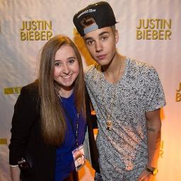 Supporting Justin Bieber Met Jb 16/3/2011 & 23/2/13 & 4.3.12 Met 1D , kardashians , Austin Mahone ,Carly Rae Jepsen & UnionJ I Follow back