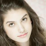 #Atualmente Estarei em Chiquititas Interpretando a Menina (Mili)  Twitter Oficial Da Atriz Giovanna !  O jeito é as pessoas acreditarem mais em Si mesma  #SBT.