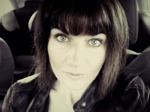 lisathias's profile picture. 