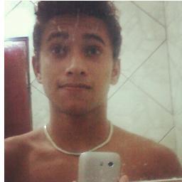 “Tenho frases guardadas, que fiquei de dizer quando houvesse sentido.”