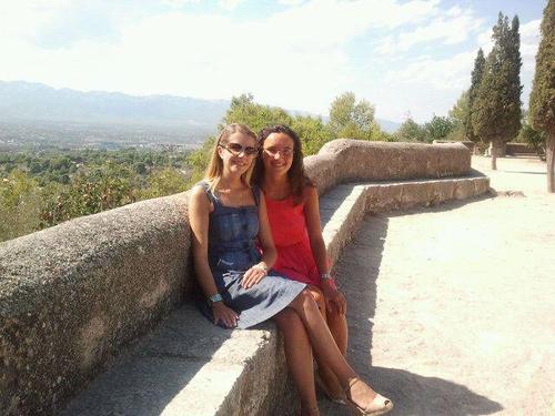 IvannaRibesCurt's profile picture. Derecho + DECO en la Universidad de Navarra. Colegio Mayor Olabidea. Amante del deporte y la música. Cristiana.  Me gustaría dedicarme a la asesoría jurídica.