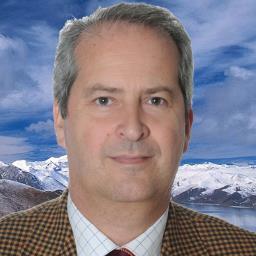 Profesional de TI especializado en gestión de servicios TI y calidad.