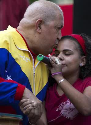 Dirección Nacional PSUV // Diputada AN // Cantautora