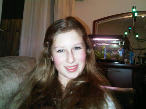 Live,love& laugh♡                                                Ping: 25894F0C                                                     24/7 Love the horsesss