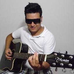 Cantor e Compositor.