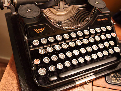 A professional society for working and aspiring writers in and around Lansing, MI. Find us at https://t.co/hrLYbGC1Ao