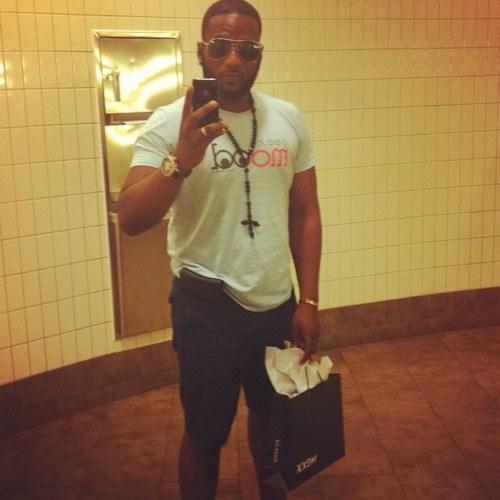 MontrealMA's profile picture. Montreal's Mood Apparel is a well-known compagny selling youth clothing .