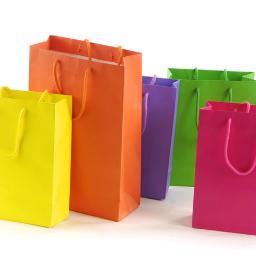 Blog criado para venda de peças usadas e novas da marca 
Forever 21, entre outras coisinhas ;)