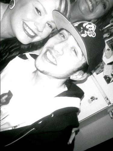 Koos93's profile picture. keeping the world rolling one caster at a time. 🤭