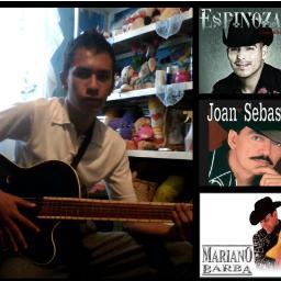 Soy apasionado a la música y soy un gran fan de @EspinozaOficial y espero algún día poder conocerlo y hasta poder tocar el teclado junto a el.