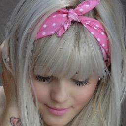 Este é um fã clube dedicado a diva @totalybarbie . Criado no dia 09/11/12 e OFICIALIZADO dia 10/11/12